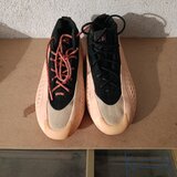 Adidasi nr. 40 (nu trimit prin curier sau posta)